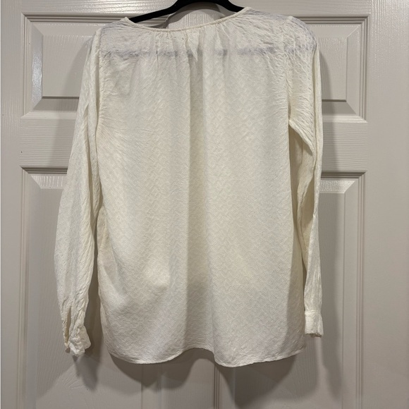 Velvet by Graham & Spencer White Textured Wrap Blouse XS - Picture 6 of 6